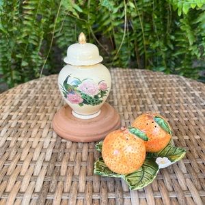 Takahashi Ceramic Hand Painted Clementine Salt and Pepper set